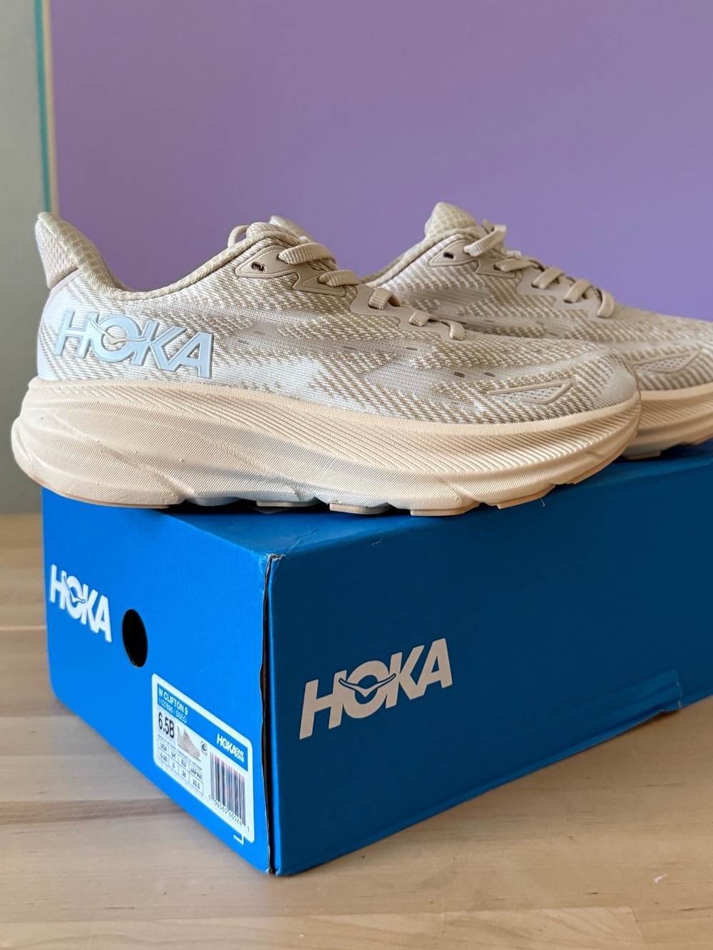 Hoka W Clifton 9. US size 6.5 W
